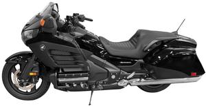 Mustang Tripper Tuck And Roll Fastback Seat Motorcycle Street - 76841